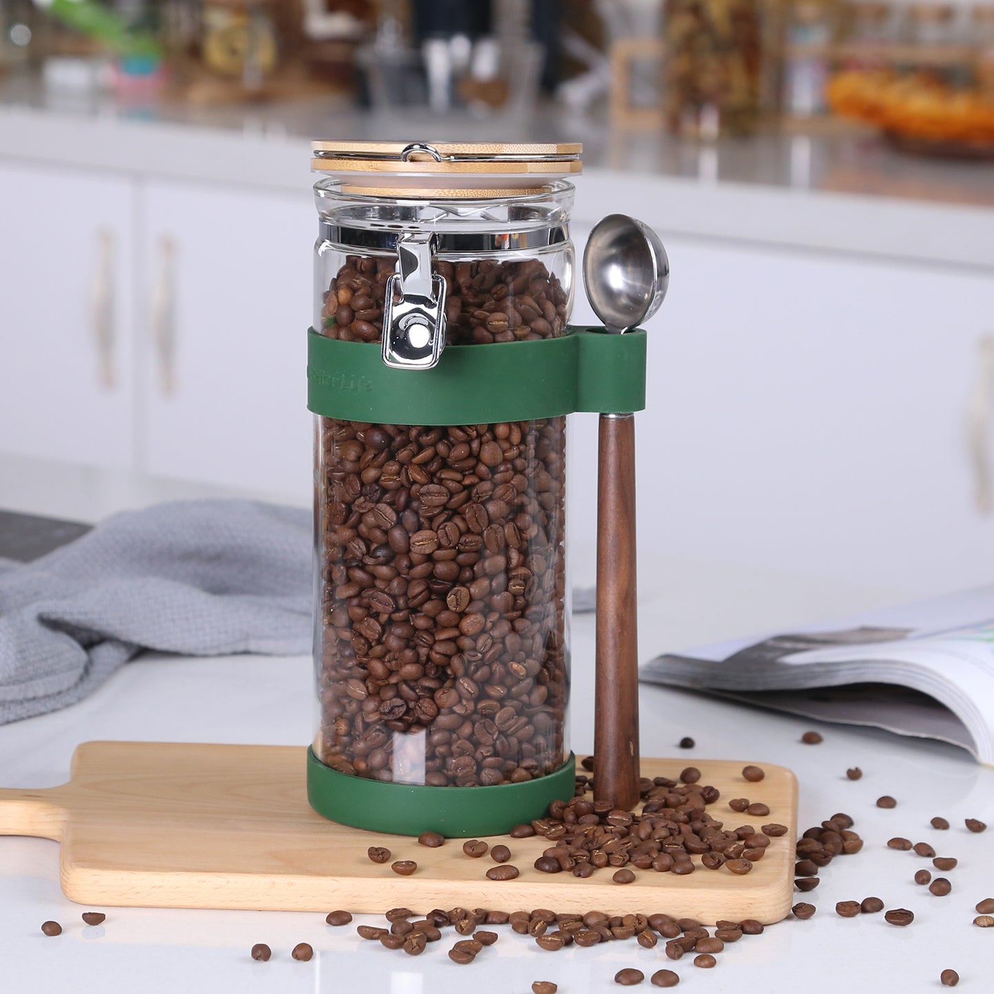 KKC HOME ACCENTS Glass Coffee Bean Storage Container with Scoop,Sealed Glass Storage Jar with Airtight Locking Lid,Airtight Nut Container,Sealed Container for Coffee Ground,Brown Sugar,Nut,Cereal,Pasta,54 fluid-oz